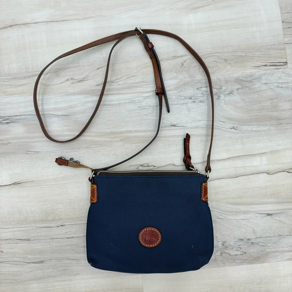 Dooney & Bourke Handbags - Dooney & Bourke Navy Nylon Crossbody Pouchette $148 Basic Minimalist Travel